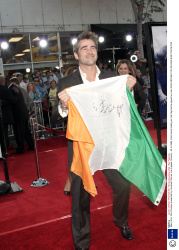 Колин Фаррелл (Colin Farrell) premiera "Miami Vice" in LA, 20.07.2006 "Rexfeatures" (112xHQ) 2VPwHbId