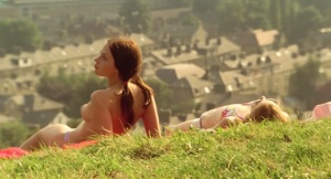 Emily Blunt - My Summer of Love (2004) [720p] [topless]  LJ5UnvFZ