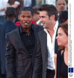 Колин Фаррелл (Colin Farrell) premiera "Miami Vice" in LA, 20.07.2006 "Rexfeatures" (112xHQ) YaWeKtSk